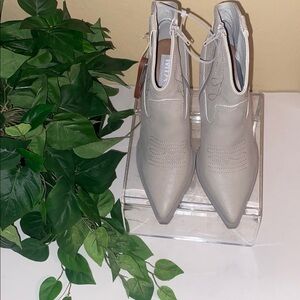 Elegant Cream Ankle Boots